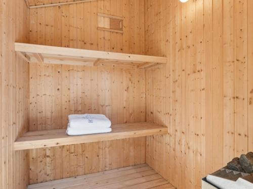 Fürdőszoba, Holiday Home Daren - 235m from the sea by Interhome in Hornbaek