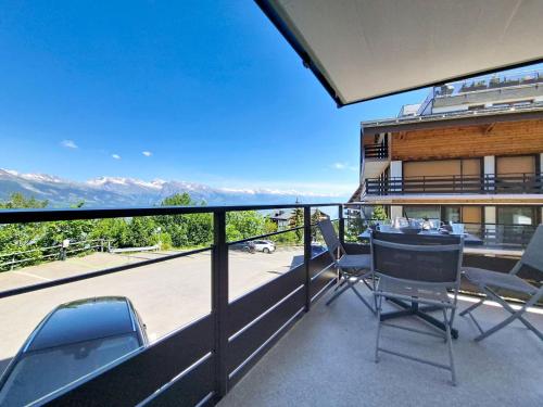 Balkon/teras, Apartment Nid d'aigle G0 by Interhome in Nendaz