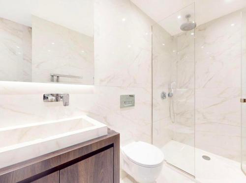 Stylish Hampstead Apartment on Finchley Road - image 8