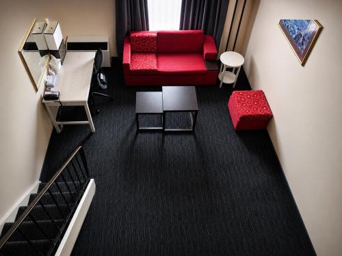 Ramada by Wyndham Trenton, Frontenac