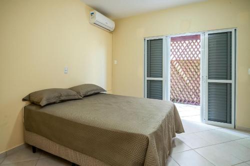 Casa para Temporada na Praia de Mariscal | 4 Quartos Jardim e Espaço Gourmet a Metros do Mar - image 3