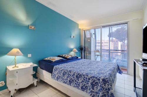 Appartement T3 Front de Mer - image 5