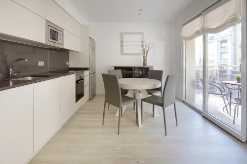 Fuenterrabia by FeelFree Rentals - main image