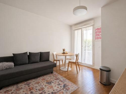 Appartement paisible résidence privé - 3 personnes - Location saisonnière - Issy-les-Moulineaux