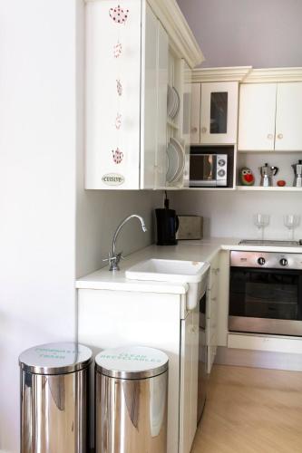 Fabulous Beachside Flatlet - image 9