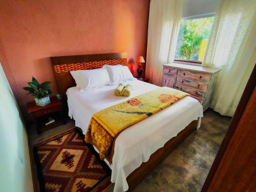 Villa Pella - Chalé Tulipa- com café manhã, Brumadinho