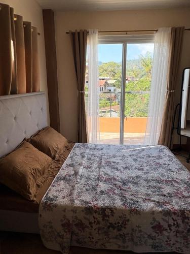 Chi Beh San Transient House up to 25 guests – khách sạn tại Irisan