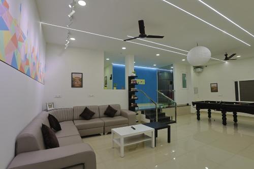 gedeelde lounge/tv-ruimte, Slackpackr Malakpet Hyderabad near Karmanghat Hanuman Temple