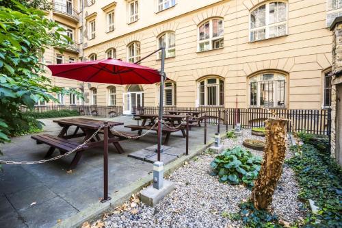 Hostel Hlávkova – Prague, NY