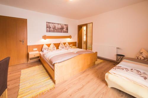 Hotel Pension Barbara - image 11