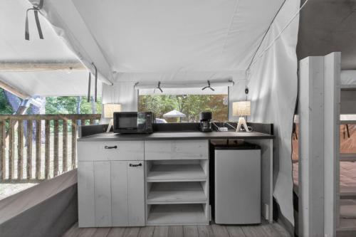 New River Safari Tent Getaway in Pembroke (VA)