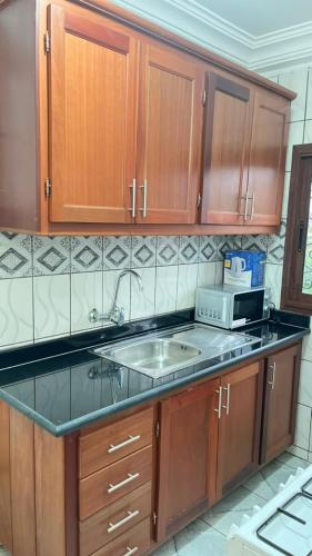 Hilltop Holiday Residence - image 2