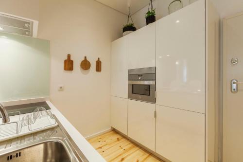 Old Stone Flats - image 3
