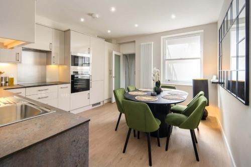 10 Mins Walk to Bond Street Marylebone Retreat - image 5