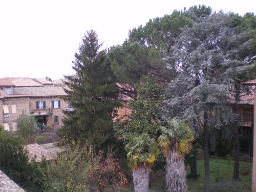 Hotel Valentino Centro Storico - image 10