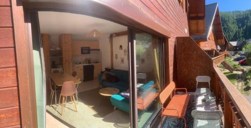 Triplex 6 personnes Chalet au pied des pistes in Reallon