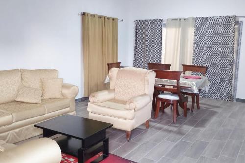 Casa El Olimpo con AC 6 minutos del IRTRA in Retalhuleu