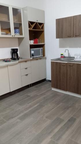 Casa El Olimpo con AC 6 minutos del IRTRA in Retalhuleu