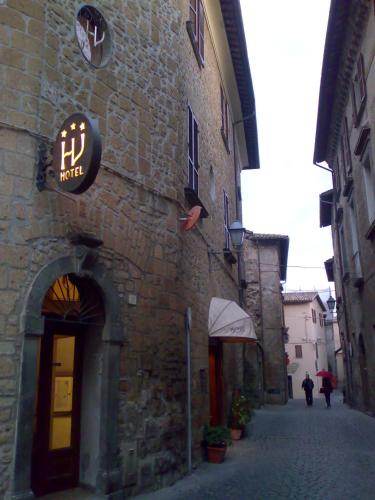 Hotel Valentino Centro Storico - image 14