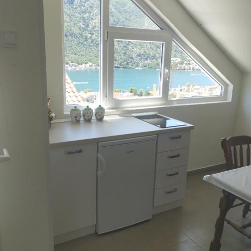 State Apartments 3