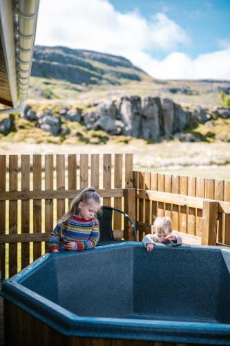 Hvammur 3 Hrakhólar with private hot tub (Hvammur 3 Hrakholar with private hot tub) in Berufjardarvatn