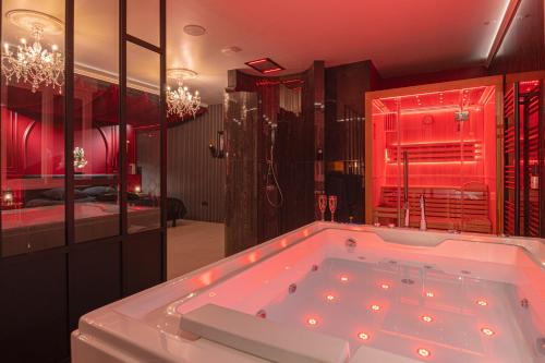 Intemporel Prestige Suite Spa Privatif - Location saisonnière - Chambly