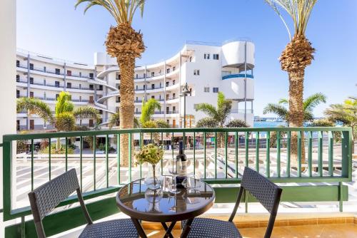 Home2Book Cozy Coastal Apt & Pool, Los Cristianos