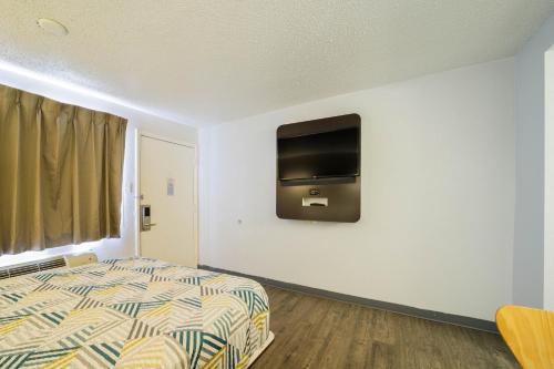 Motel 6-San Antonio TX - Fort Sam Houston - image 8