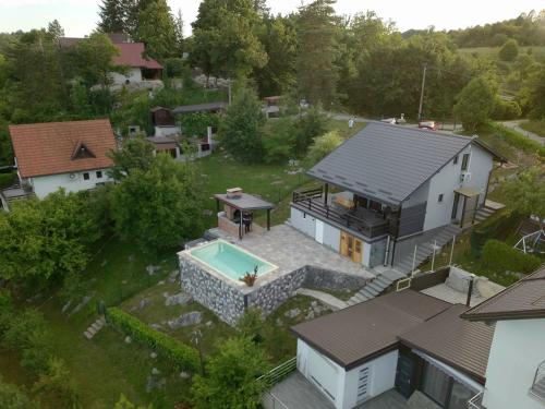 Mrežnica House (Mreznica House) in Donji Zvečaj