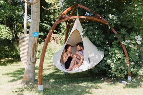 La Bulle au bord de l'eau in Epaņa-Epaņeta