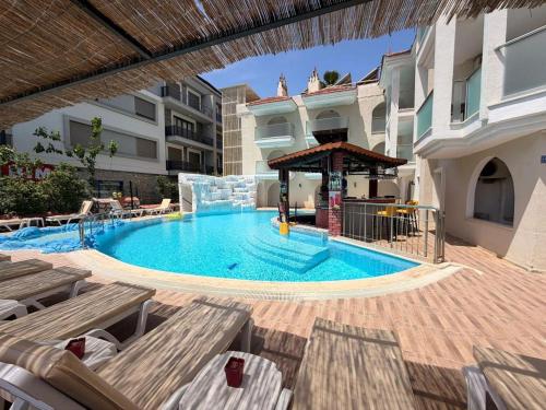 Bazen, Rayon Apart hotel in Marmaris