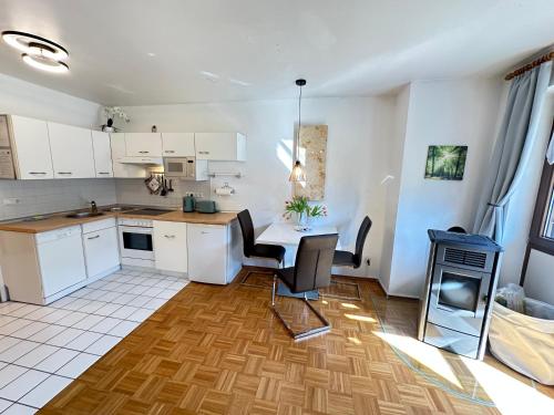 Ferienwohnung mit Kamin - Hunde willkommen in Falkenstein