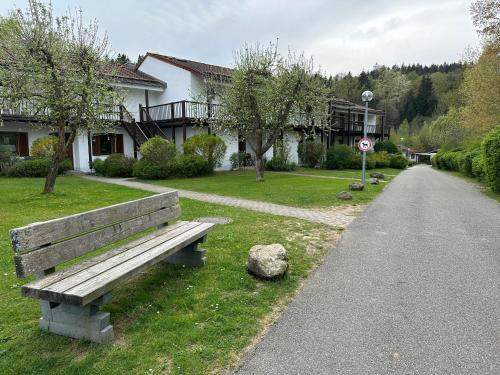 Ferienwohnung mit Kamin - Hunde willkommen in Falkenstein