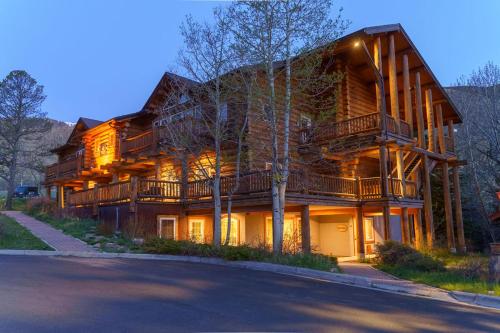 Rock Creek Resort in Red Lodge (MT)