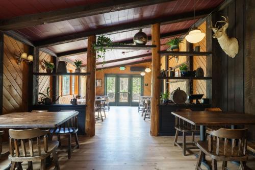Restaurant, Rock Creek Resort in Red Lodge (MT)
