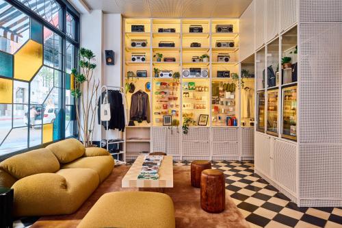 Hall, STILE Downtown Los Angeles by Kasa in Los Angeles centro