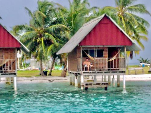 Islas de San Blas cabana sobre el mar Wailidub in El Porvenir