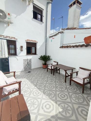 Casa Monte Los Peñasquitos (Casa Monte Los Penasquitos) in Cazalla de la Sierra