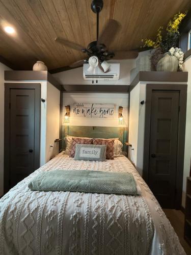 TJS Lake Getaway - image 5