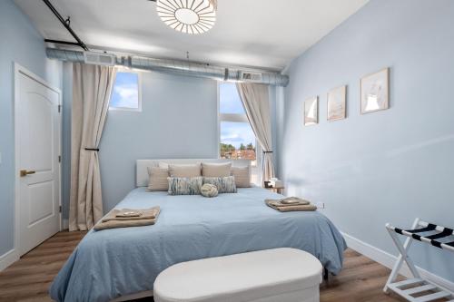 Beautiful Bright 2 bed - Near downtown Chicago in Westchester (IL)
