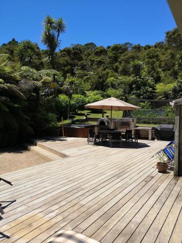 Secluded Bush Retreat in Hikuai
