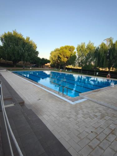 Tenisa korts, Apartamentos llerda in Cretas