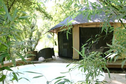 Prehistoric Lodge - main image