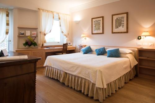 1 double bed
