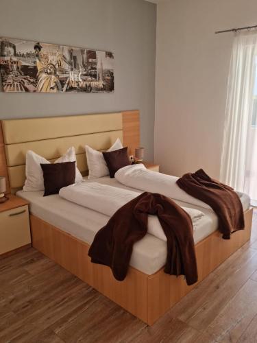 Apartments by the sea Lopar Rab - 25689 - image 3