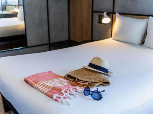 ibis Barcelona Castelldefels Room Type - Superior Queen Room
