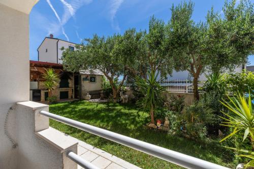 Family friendly house with a swimming pool Stanici Omis - 26978 - image 3