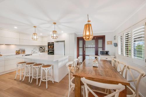 15 Derby Road Moffat Beach - image 4
