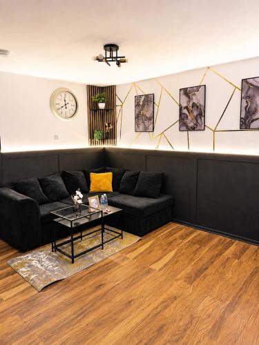 Modern 2Bed House - Near Salford Quays & City Centre - Free Parking, Manchester
