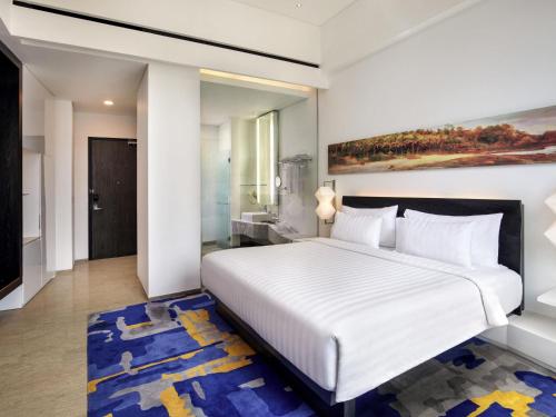 Novotel Lampung Room Type - Superior King Room with Mountain View Novotel Lampung Room Type - Superior King Room with Mountain View